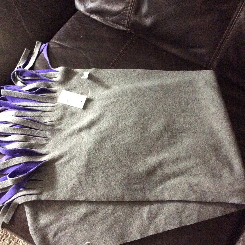 NWT Double Layer Scarf - Picture 3 of 3